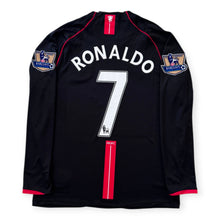 Load image into Gallery viewer, Cristiano Ronaldo #7 Manchester United Long Sleeve Jersey | Gold Sleeve Patch Edition Retro