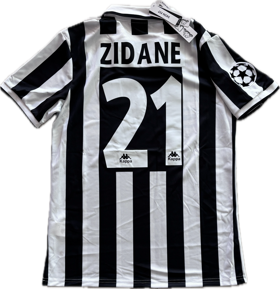 レアJUVENTUS LEGEND-12パック JUVENTUS BACKPACK 2025/26