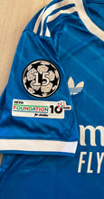 Load image into Gallery viewer, Real Madrid 2025-26 Adidas Originals Jersey with Intercontinental & 15 sleep view, including 15 Patch and children