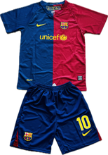 Load image into Gallery viewer, Lionel Messi #10 FC Barcelona Retro Kids Kit - Nike 2009 Champions League Final Roma Edition - Jersey & Shorts Set