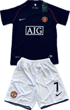 Load image into Gallery viewer, Manchester United Youth Kids Nike 2007/2008 Cristiano Ronaldo Soccer Jersey Away Champions League Black Kids