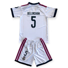 Load image into Gallery viewer, Jude Bellingham #5 Real Madrid 2026-2027 Home Kids Jersey & Shorts Set Champion