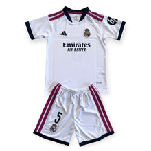 Load image into Gallery viewer, Jude Bellingham #5 Real Madrid 2026-2027 Home Kids Jersey & Shorts Set Champion