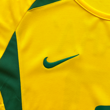 Load image into Gallery viewer, Kaka 8 Brazil Nike National Football Team Yellow 2002 World Cup Soccer Jersey Football Korea Japan