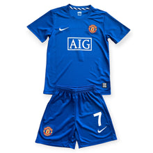 Load image into Gallery viewer, Kids Cristiano Ronaldo 7 Manchester United 2007-08 Blue Retro Jersey & Shorts Set Nike
