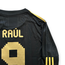 Load image into Gallery viewer, RAÚL #9 Mexico "Mexico de Oro" Black & Gold Jersey - Adidas Originals Special Edition Long Sleeve