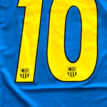 Load image into Gallery viewer, Ronaldinho #10 FC Barcelona 2005-2006 Home Men's Retro Jersey - Champions League Final Paris Edition