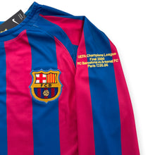 Load image into Gallery viewer, Ronaldinho 10 FC Barcelona 2006 Champions League Final Long Sleeve Retro Jersey Nike