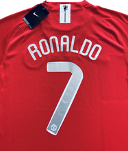 Load image into Gallery viewer, Manchester United 2007/2008 Cristiano Ronaldo if you of backup jersey with Ronaldo and number 7 lettering