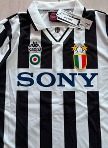 Zinedine Zidane #21 Juventus 1997-98 Champions League Home Jersey - Kappa Retro