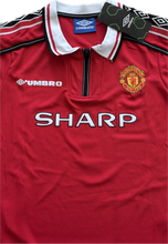 Load image into Gallery viewer, Vintage David Beckham #7 Manchester United 98/99  Umbro Red Retro Jersey English Premier sLeague Patches Retro YOUTH
