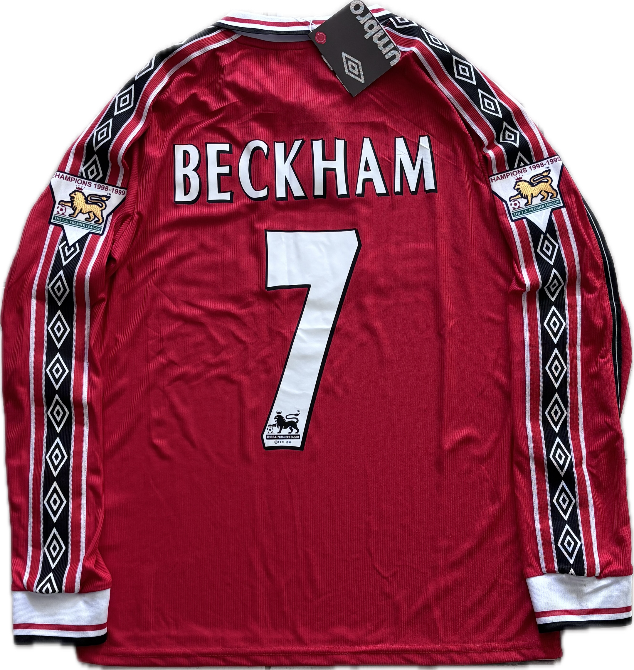 Vintage David Beckham #7 Manchester United 98/99 Umbro Red Long Vintage David Beckham #7 Manchester United 98/99 Umbro Red Long
