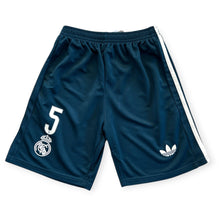 Load image into Gallery viewer, Jude Bellingham #5 Real Madrid 2026-2027 Away Kids Jersey &amp; Shorts Set
