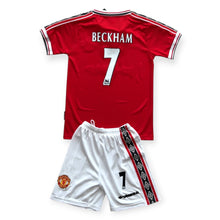 Load image into Gallery viewer, Kids David Beckham 7 Manchester United 1998-99 Retro Home Jersey &amp; Shorts Set Umbro

