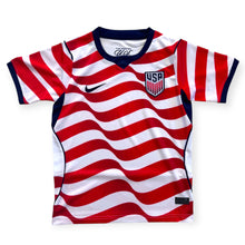 Load image into Gallery viewer, Kids USA USMNT World Cup Home "Stripes" Jersey &amp; Shorts Set Nike
