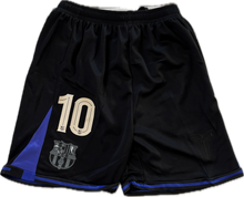 Load image into Gallery viewer, Lamine Yamal #10 FC Barcelona 2025-2026 Kobe Edition Youth Kids Kit - Jersey &amp; Short view
