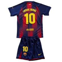 Load image into Gallery viewer, Lamine Yamal #10 FC Barcelona Home Kids Jersey &amp; Shorts Set Blaugrana
