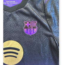 Load image into Gallery viewer, Lamine Yamal #10 FC Barcelona x Kobe Bryant Tribute Special Edition Kids Jersey &amp; Shorts Set

