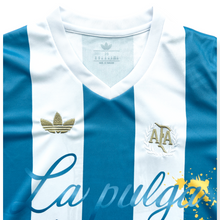 Load image into Gallery viewer, Lionel Messi #10 Argentina "La Pulga" Special Edition Kids Kit - World Cup 3-Star Away - Jersey &amp; Shorts Set
