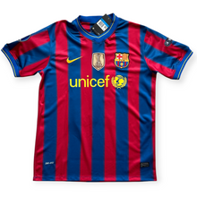 Load image into Gallery viewer, Lionel Messi #10 FC Barcelona 2009-2010 Home Men's Jersey - FIFA World Champions Edition
