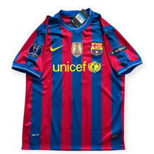 Load image into Gallery viewer, Lionel Messi #10 FC Barcelona 2009-2010 Home Men's Jersey - FIFA World Champions Edition
