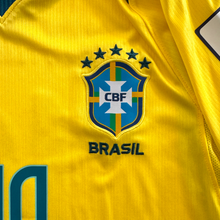 Load image into Gallery viewer, Neymar Jr #10 Brazil 2026 World Cup Home Men's Jersey - Champion Patches
