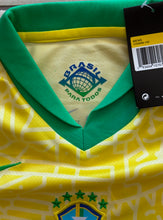 Load image into Gallery viewer, Neymar Jr #10 Brazil Nike Home Jersey Kit - Youth/Kids "Global Energy" Yellow Edition
