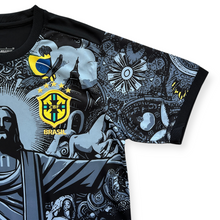Load image into Gallery viewer, Nike BRAZIL REDEEMER AWAY Black Rare Christ the Redeemer 5 Star MENS Black &amp; Grey Rio Landmark Shirt
