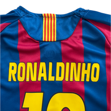 Load image into Gallery viewer, Ronaldinho 10 FC Barcelona 2005-06 Nike Home Retro Long Sleeve Soccer Jersey Kids Youth
