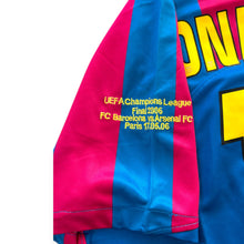 Load image into Gallery viewer, Ronaldinho #10 FC Barcelona 2005-2006 Home Men's Retro Jersey - Champions League Final Paris Edition

