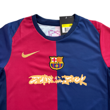 Load image into Gallery viewer, cactus-jack-logo-barcelona-special-edition-jersey front collar

